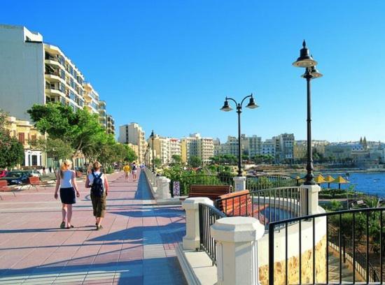 Perfect Location, Idyllic 2Br Apartment Sliema Exteriér fotografie